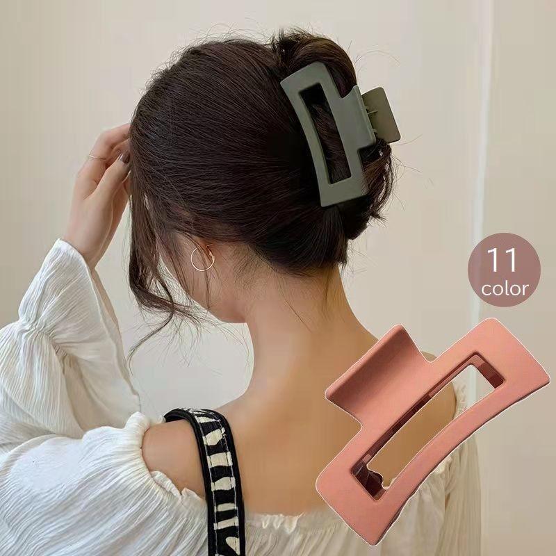 ヘアクリップ バンスクリップ レディース 女性用 ヘアアクセサリー 髪留め 大きめ マット ヘアアレンジ スクエア 四角形 ラッピング無料 おしゃれ かわいい 無地