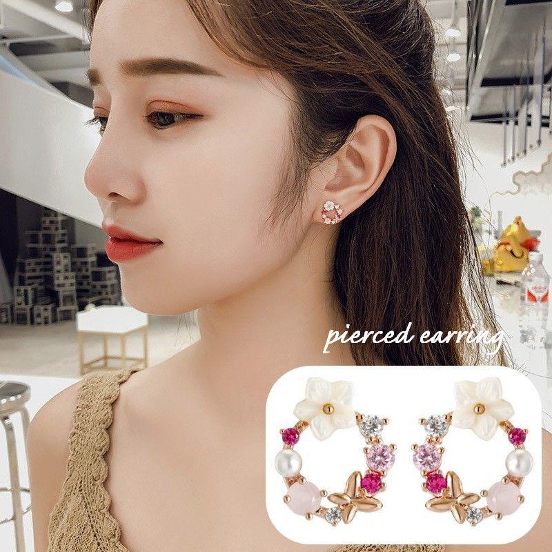スタッドピアス レディース 女性用 アクセサリー 花 フラワー ラインストーン キラキラ リング サークル 輪っか おしゃれ かわいい 華やか フェミ Acc プラスナオyahoo 店 通販 Yahoo ショッピング