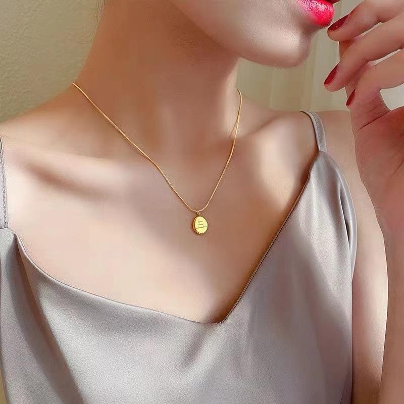 【タグ付き】ローナジェーン ウェア 明るいカラーがかわいい♡ タグ付き】ローナジェーン ウェア 明るいカラーがかわいい♡