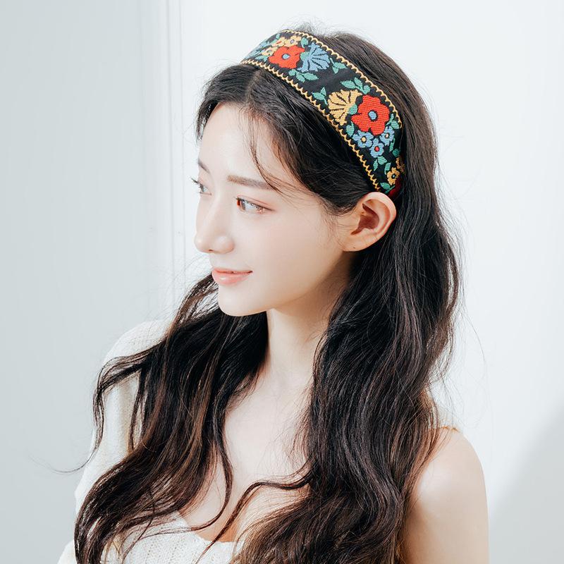 カチューシャ レディース ヘアアクセサリー 髪飾り 髪留め 幅広 花柄