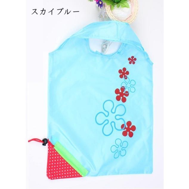 レジ袋型エコバッグ　収納用巾着ポーチ付き　いちご柄　お取り置き エコバッグ ユニセックス バッグ いちご 収納簡単 折りたたみ