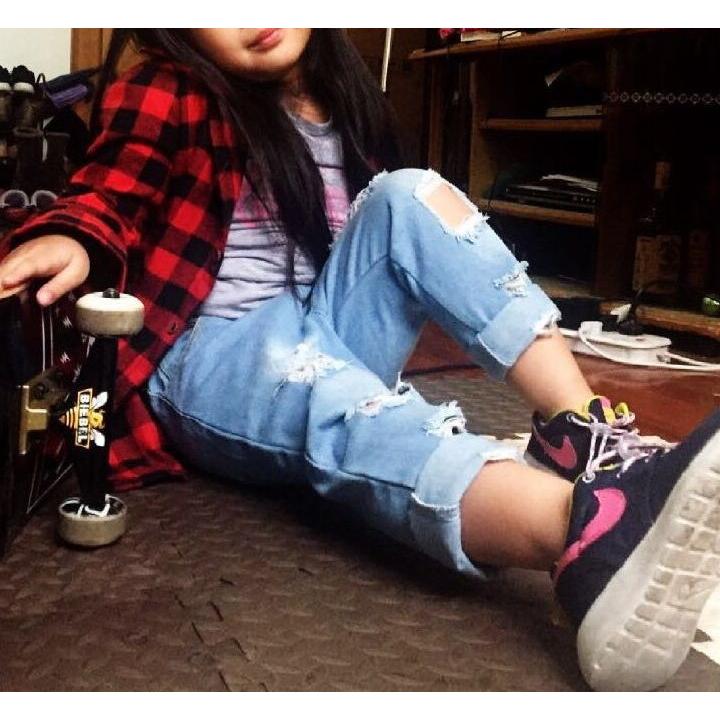 デニムパンツ ダメージデニムパンツ ジーンズ ロングパンツ キッズ ジュニア 子供服 男の子 女の子 男女兼用 ボトムス 破れ加工 擦れ 穴あき カジ | plusnao | 01