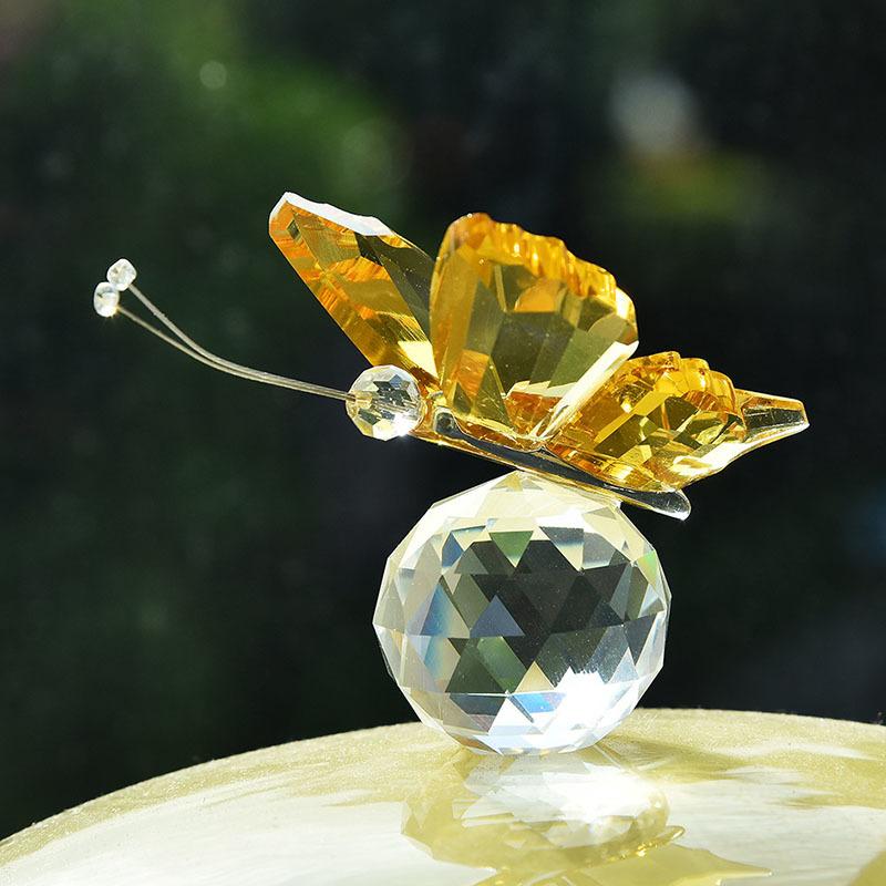 plusnao（プラスナオ） 置物 蝶 チョウ バタフライ ボール 球体