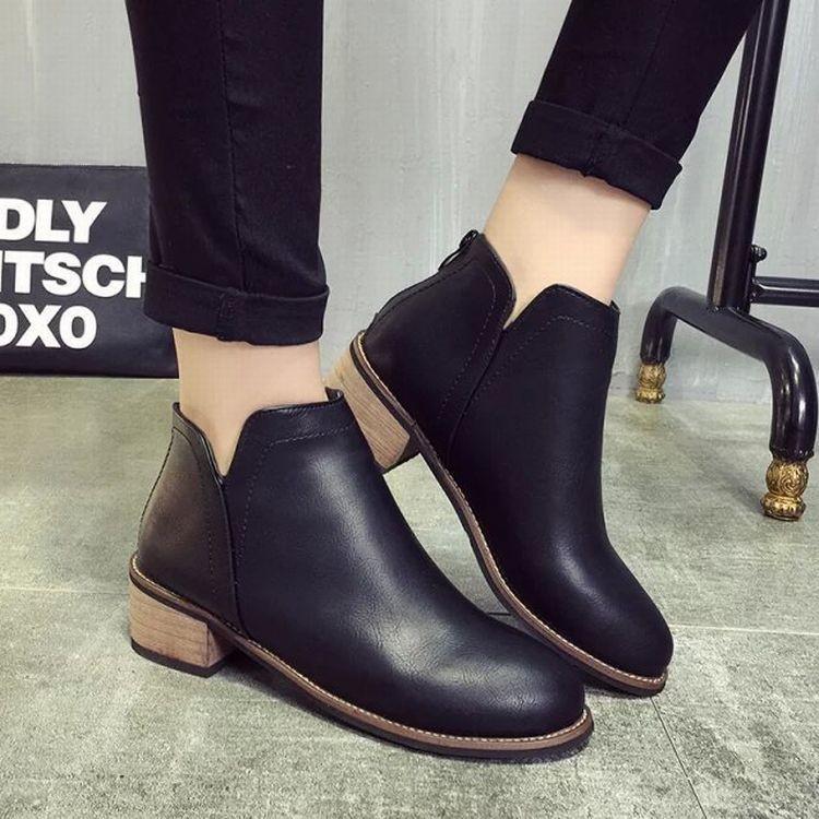 ブーティ ショートブーツ ラウンドヘッド 楽ちん 疲れにくい 秋 冬 あったかい 裏起毛 カジュアル 定番 トレンド パンツスタイル レディース プラスナオ Paypayモール店 通販 Paypayモール