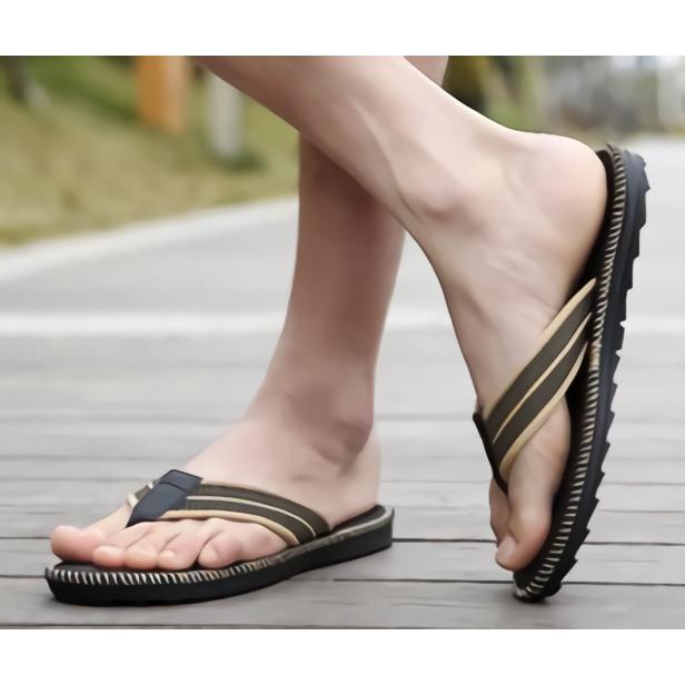 Sale 65 Off ビーチサンダル ビーサン トングサンダル フラットサンダル メンズ 軽量 滑り止め ぺたんこ カジュアル シンプル 夏 海 サマー リゾート 砂浜 Aynaelda Com