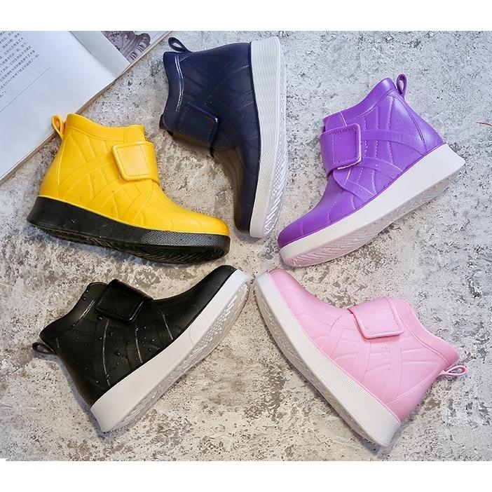 春早割 レインシューズ 子供用 レインブーツ キッズ 男の子 女の子 長靴 ショート丈 マジックテープ 防水 滑り止め 無地 シンプル カジュアル おしゃれ Avmap Gr