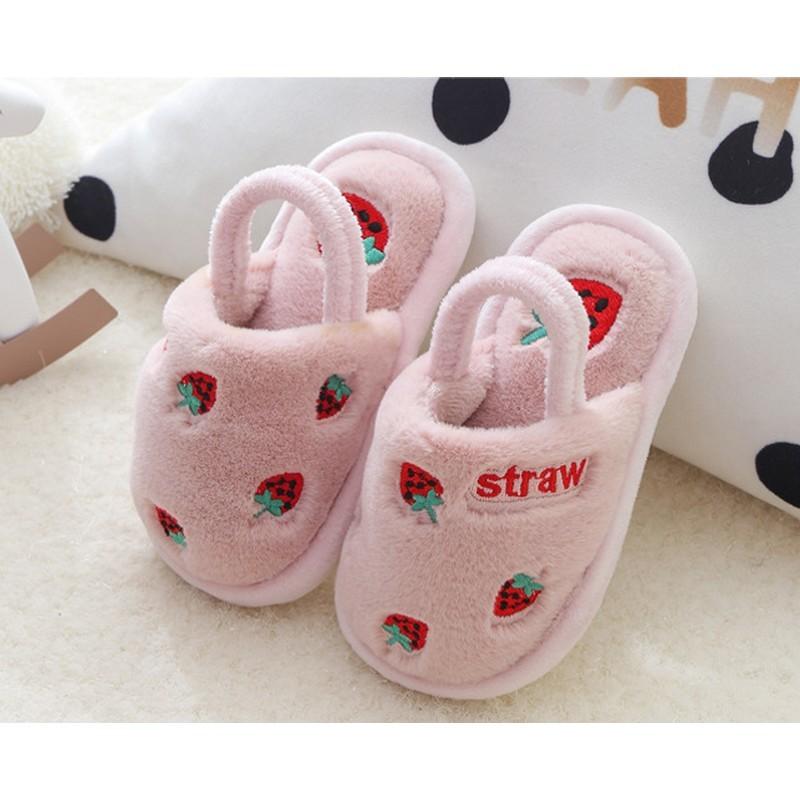 未使用 海外製 ぶたさん ふわふわ スリッパ 子供用 広尾インテリアショップ購入 ai-select_kids-zou