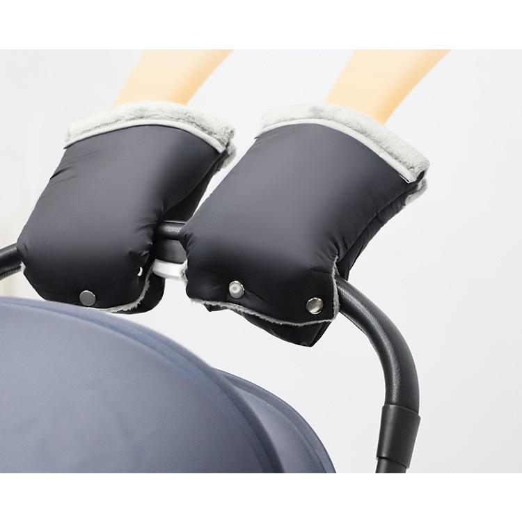 ベビーカー用ハンドマフ 1ペア ミトン 手袋 裏ボア 暖かい お出かけ バギー あったか 防寒 寒さ対策 冬 雪 防水 固定 おしゃれ | plusnao | 02