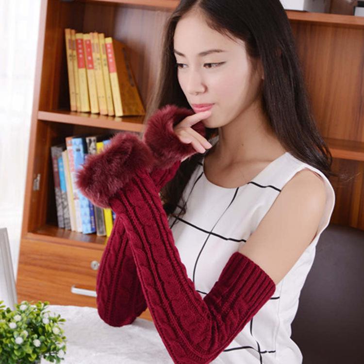レア商品⭐︎ [Paloma Wool]新品.未使用ロングニット手袋　赤　通勤用 手袋 指なし フィンガーレス レディース ロング ニット フェイクファー