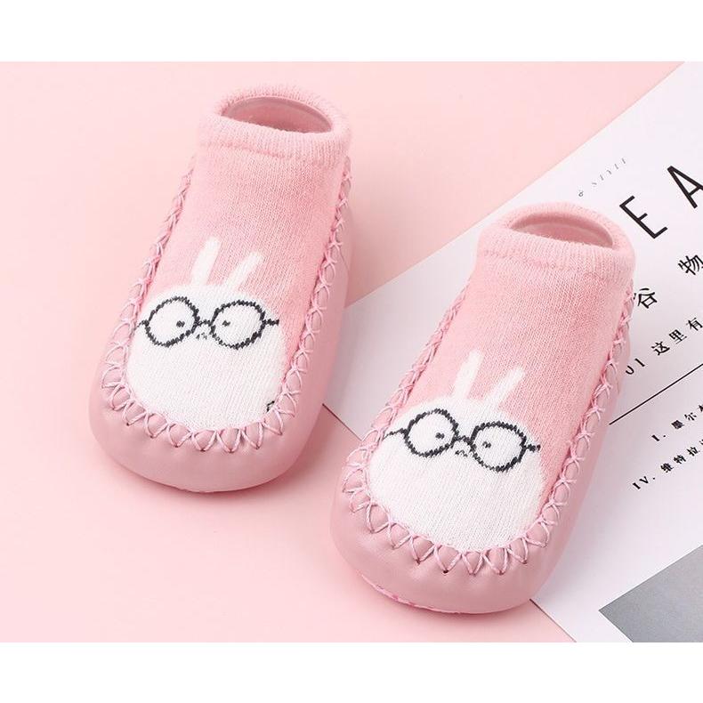 迅速な対応で商品をお届け致します ルームシューズ ベビー 赤ちゃん 靴 滑り止め アニマル イラスト かわいい おしゃれ プレゼント ギフト 出産祝い 室内履き500円 Aynaelda Com