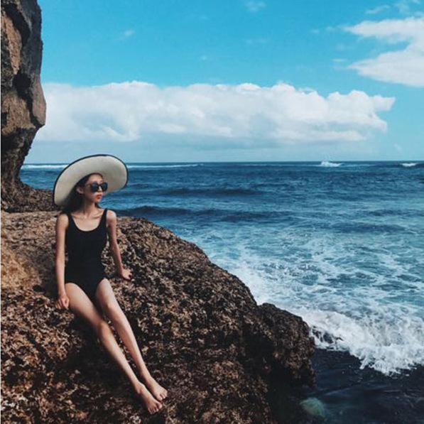 水着 スイムウェア ワンピースタイプ レディース 女性 Uネック