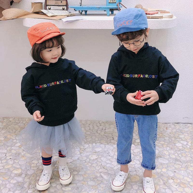 親子ペアルック プルオーバーパーカー 長袖 キッズ 子ども 子供 お揃い トップス フード ポケット リブ仕様 刺繍 英語 英字 カラフル カジュアル プラスナオ Paypayモール店 通販 Paypayモール