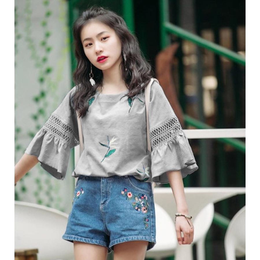 ブラウス 七分袖 レディース 夏服 クルーネック トップス 花柄 ラッパ袖 かわいい おしゃれ お出かけ 通勤 女の子 女性用 婦人用 グレー ホワイ プラスナオ Paypayモール店 通販 Paypayモール