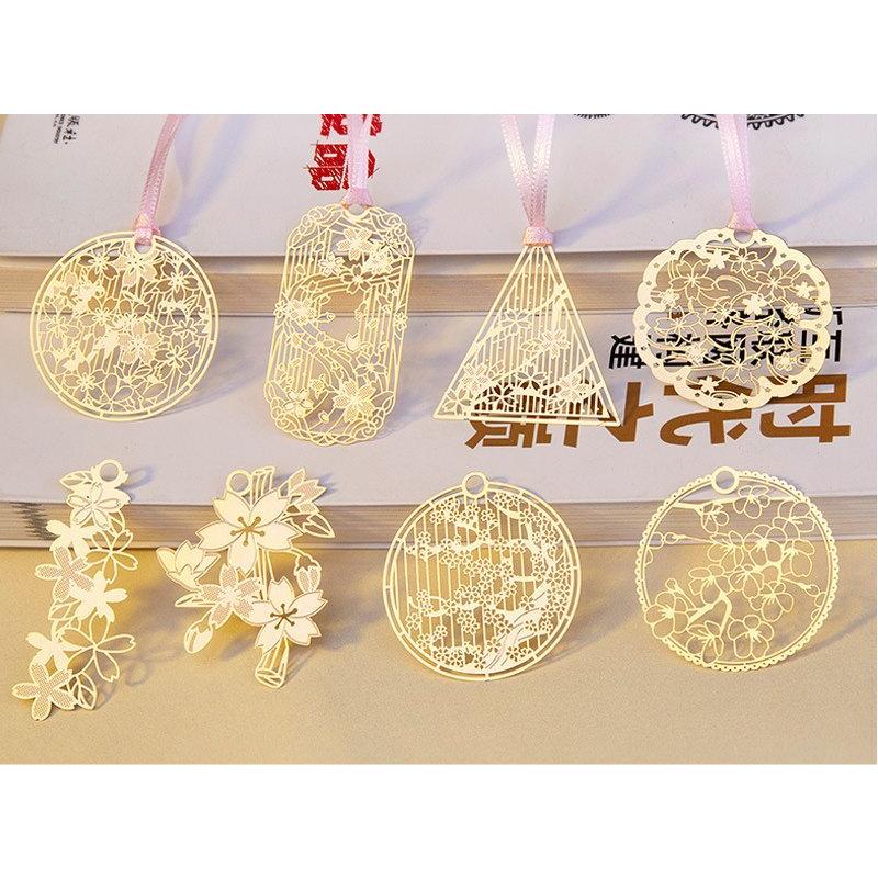 plusnao（プラスナオ） しおり ブックマーク ブックマーカー 栞 桜柄