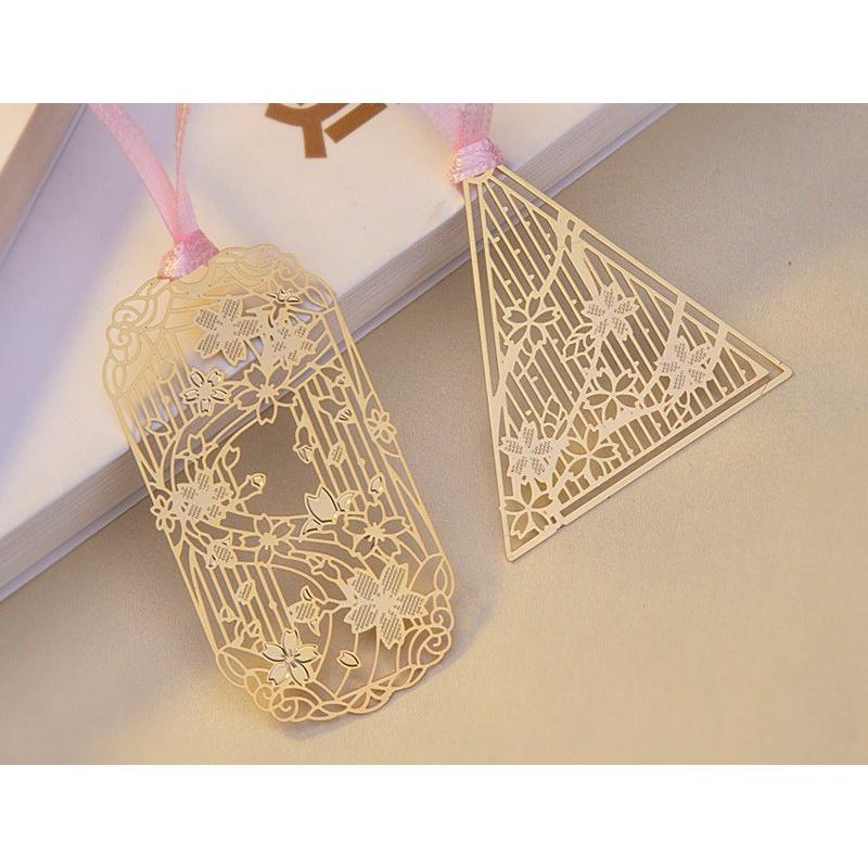 plusnao（プラスナオ） しおり ブックマーク ブックマーカー 栞 桜柄