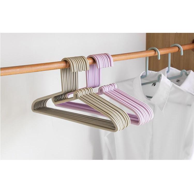 plusnao（プラスナオ） ハンガー 10本セット 型崩れ防止 襟が伸びない