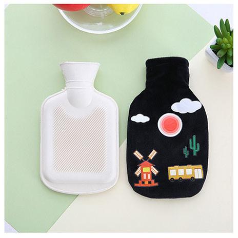 湯たんぽ カバー付き ネジ蓋 冬 冷え対策 保温グッズ 安眠 節電 フリース 飛行機 風車 ヤシの木 リラックス かわいい キュート 寝具 日用雑貨 プラスナオ Paypayモール店 通販 Paypayモール