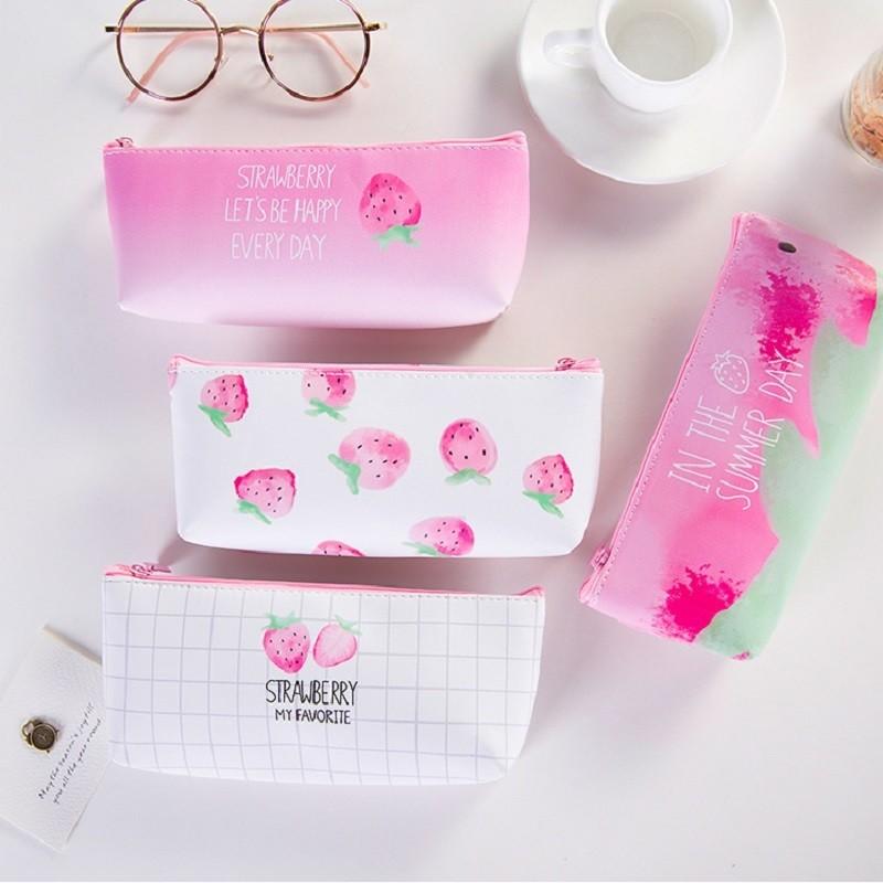 ペンケース 筆箱 イチゴ ストロベリー フルーツ かわいい おしゃれ 文房具 文具 ステーショナリー ピンク ホワイト310円 女性に人気