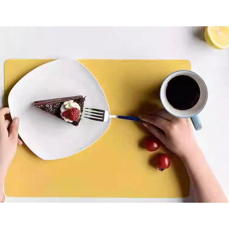 plusnao（プラスナオ） ランチョンマット シリコンマット ランチマット