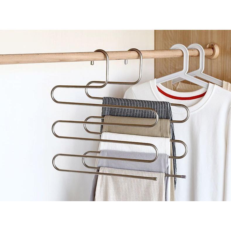 専用　ハンガー Amazon.co.jp: 【万博出展ブランド】1秒で掛けられるZ字型×滑ら