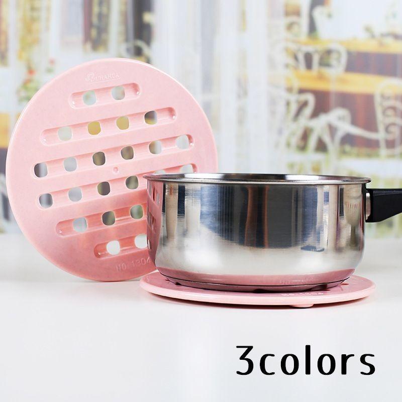 鍋敷き 鍋しき なべしき コースター キッチン用品 プラスチック 丸型 円形 ラウンド 洗える 白 緑 ピンク プラスナオ Paypayモール店 通販 Paypayモール