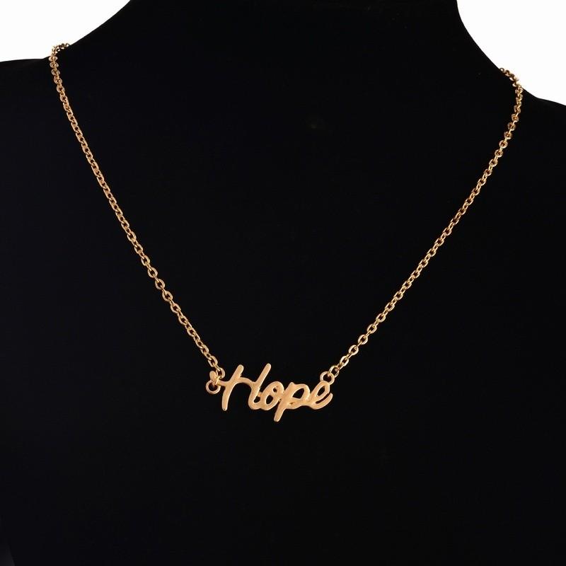 ネックレス ペンダント アクセサリー レディース 女性 婦人 チェーン 英字 ロゴ シンプル かっこいい おしゃれ かわいい プレゼント ギフト 贈り プラスナオ Paypayモール店 通販 Paypayモール
