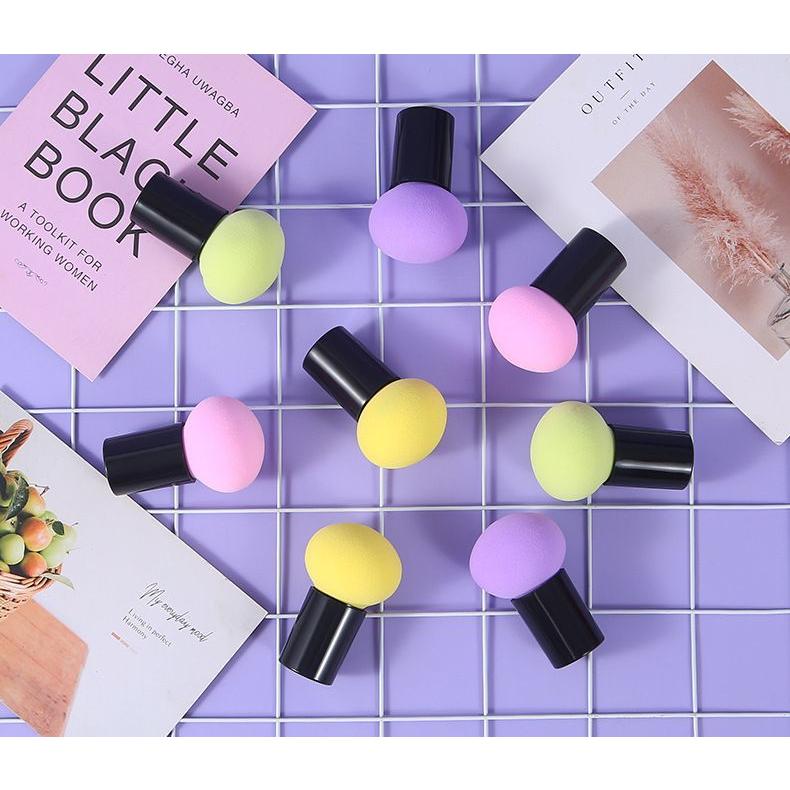 メイクスポンジ スポンジパフ 2個セット 収納ケース付き 持ち手