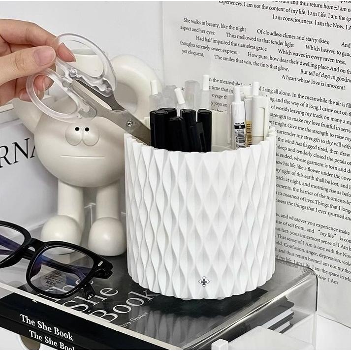 メイクブラシスタンド メイクブラシホルダー 大容量 仕切り ペン