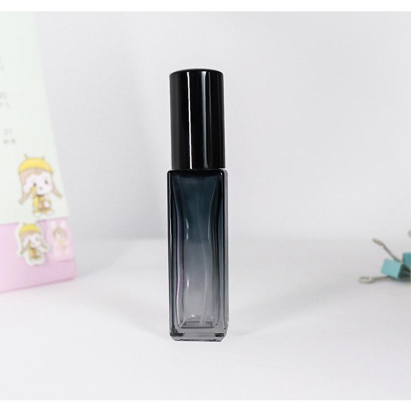 アトマイザ- 詰め替え AsaNana 携帯用香水容器 スプレー (黒) アトマイザ- 詰め替え AsaNana 携帯用香水容器 スプレー (黒) Amazon