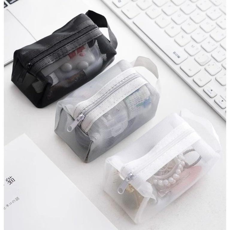 【良品】【プラダ】ミニポーチ ナイロン 化粧ポーチ 小物入れ マルチケース コスメポーチ 化粧ポーチ メッシュポーチ ミニポーチ コンパクト 小物