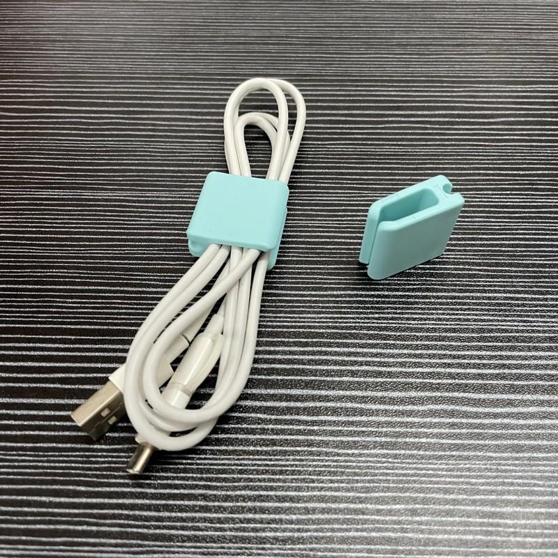 ケーブルホルダー 3個セット ケーブルクリップ 配線整理