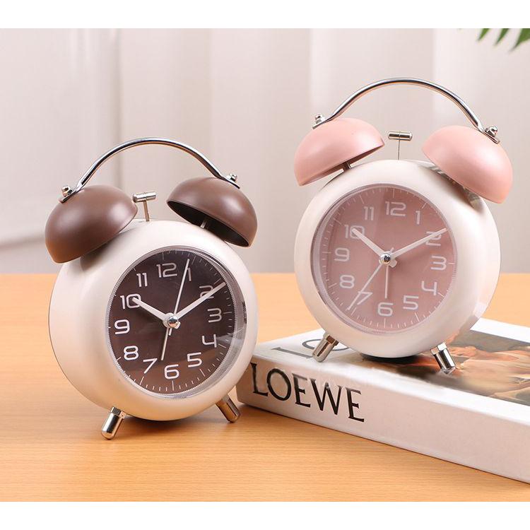 w-inds.ﾂｲﾝﾍﾞﾙ目覚まし時計 希少】Tiffany & Co ツインベル 目覚まし時計 ギフトにも