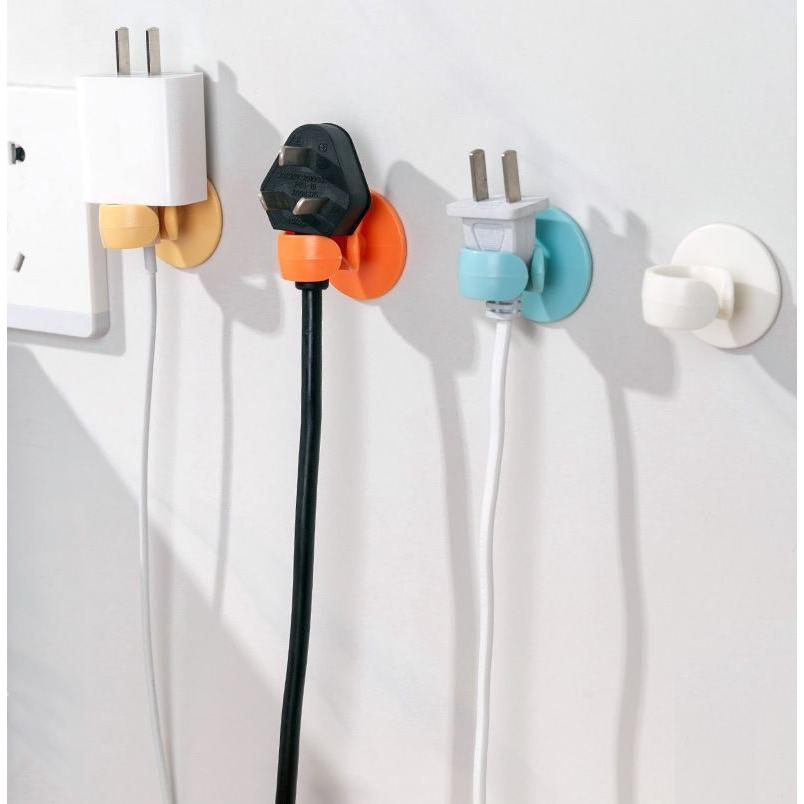 ケーブルホルダー プラグクリップ コードホルダー 充電器 家電コード