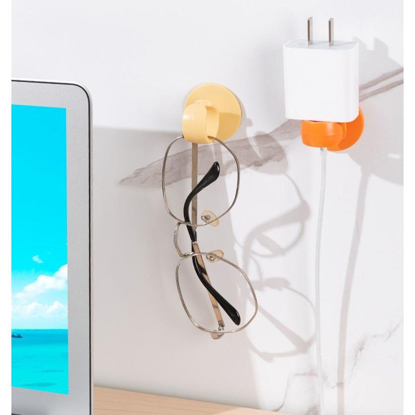 ケーブルホルダー プラグクリップ コードホルダー 充電器 家電