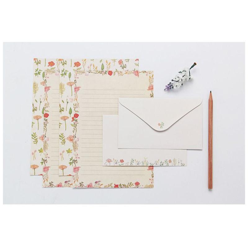 チャーリー様用✧*。40枚setレターパックプラス✧*。 Amazon.co.jp 最新リリース: 封筒・はがき・レター用品 の新着