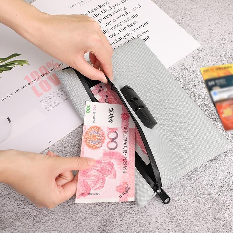 【入手困難】HFD ホノルル消防士 バッジ ケース付き 入手困難】HFD ホノルル消防士 バッジ ケース付き