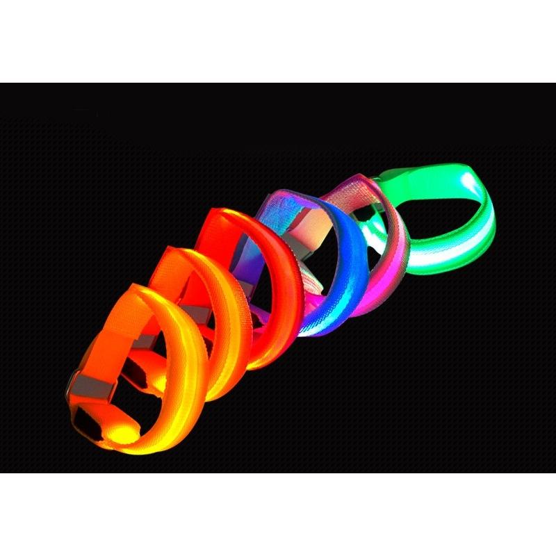 ストップライト　リストバンド STOP LIGHT/ストップライト商品詳細 5 Skull Bracelet/Select