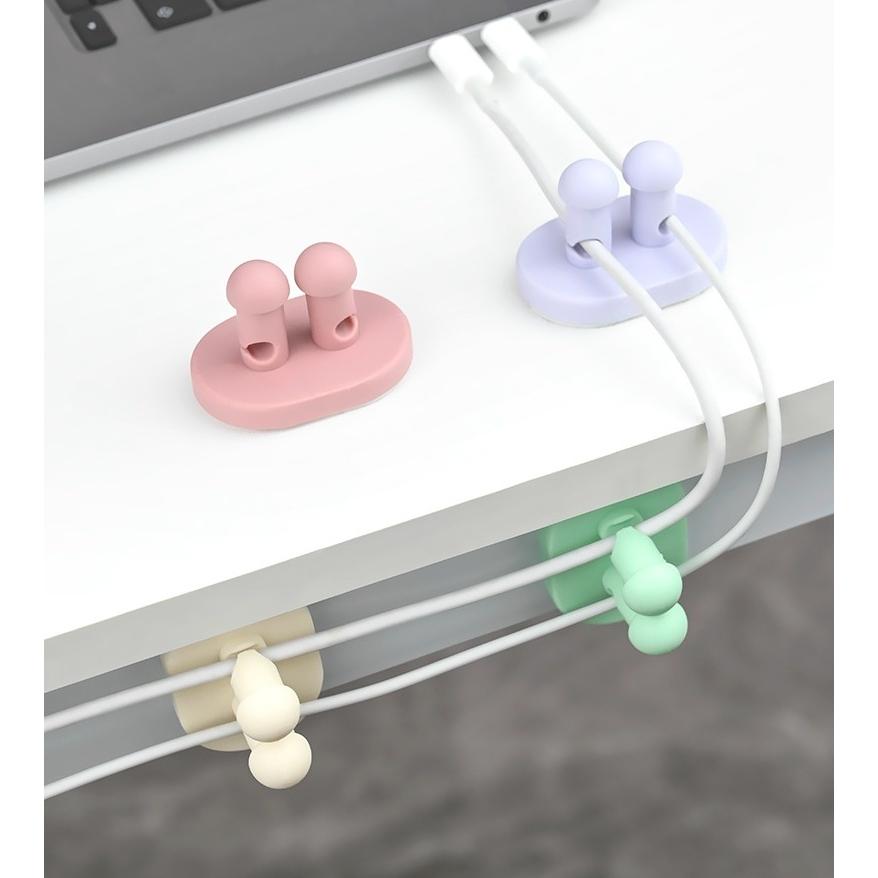 粘着フック ケーブルフック プラグ収納 単品 壁掛け コンセント収納