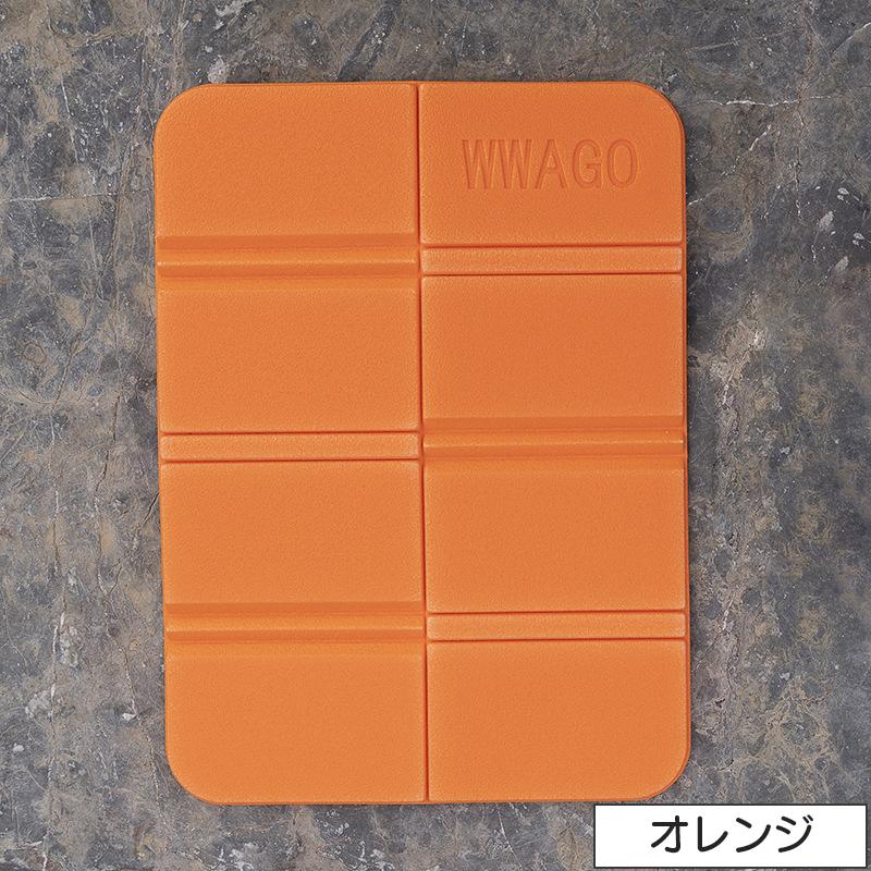 plusnao レジャーシート ミニマット 折り畳みクッション 携帯