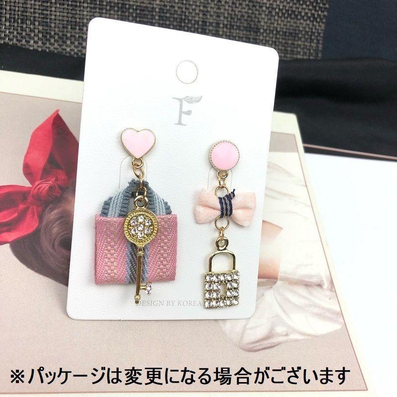 ピアス アシンメトリー 非対称 スタッドピアス レディース アクセサリー おしゃれ かわいい ラインストーン ピンク 鍵 キー プラスナオ Paypayモール店 通販 Paypayモール