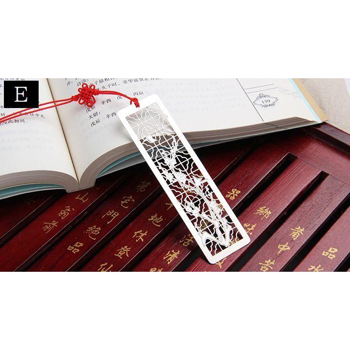 【非売品】プラチナカード　ブックマーカー(しおり) plusnao（プラスナオ） ブックマーク 単品 栞 しおり ブックマーカー