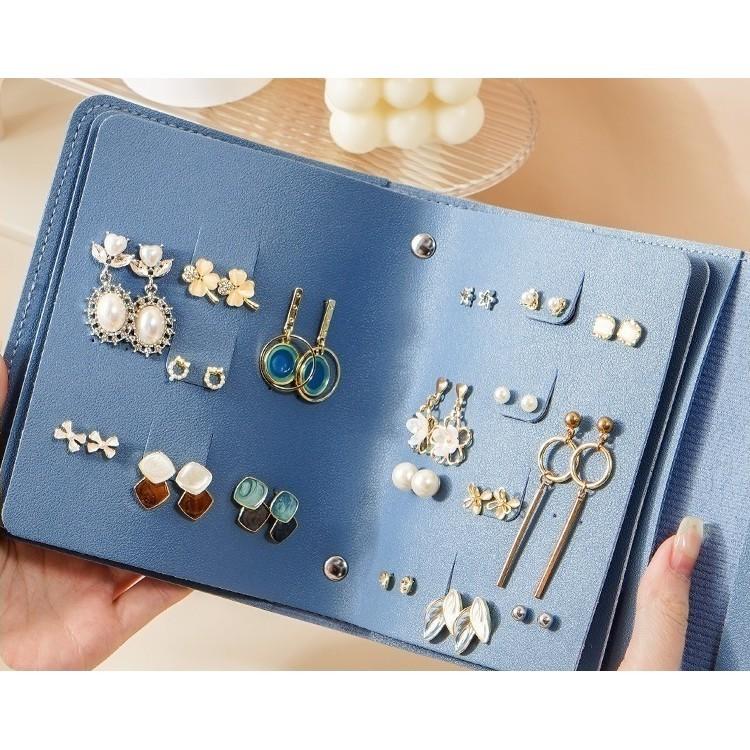 ピアスのケース　ピアス含む plusnao アクセサリーケース ピアス収納ケース ピアスケース 手帳型