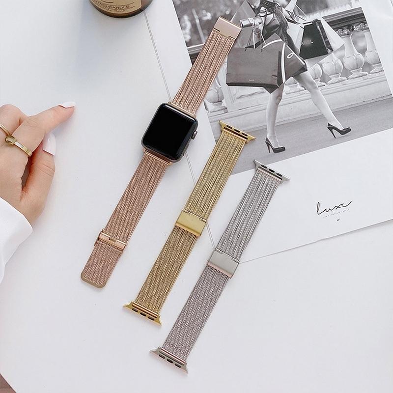 Apple Watchバンド アップルウォッチ スマートウォッチアクセサリー 38mm 40mm 41mm 42mm 44mm 45mm 替え ベルト :zak-90881:プラスナオ!店 通販 MobyFox NASA Apple watch バンド、スマートウォッチ 交換 ベルト、アップルウォッチ シリーズに対応 サイズ 38mm 40mm 41mm 42mm 44mm 45mm コンパチブル アダプター、オフィシャル ライセンス (ウォ