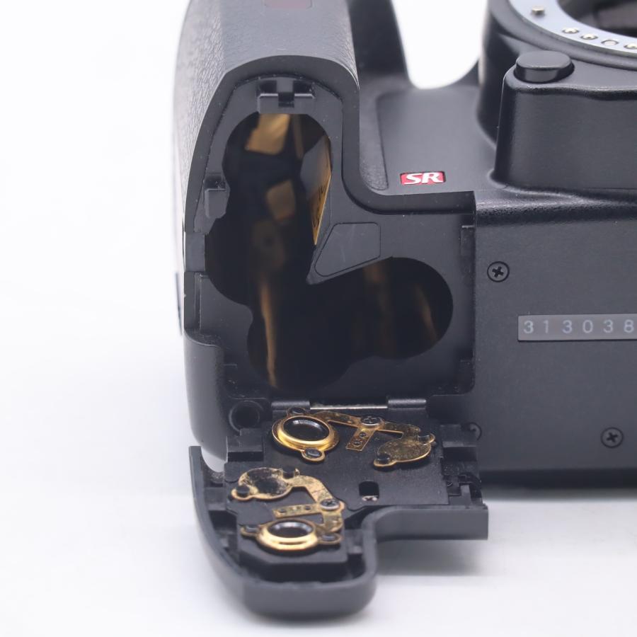 ペンタックス Pentax デジタル一眼レフカメラ K-m ボディ |  | 09