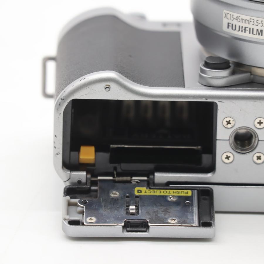 フジフィルム FUJIFILM X-A5LK-S レンズキット シルバー |  | 09