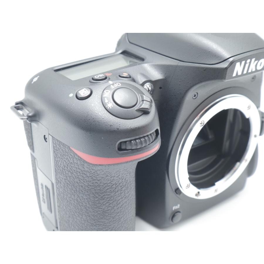 ニコン Nikon D7500 18-140VR レンズキット |  | 06