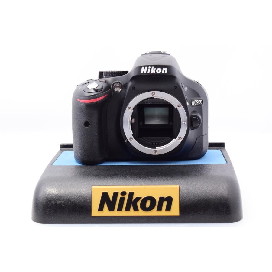 キヤノン Canon D5200 レンズキット AF-S DX NIKKOR 18-55mm f/3.5-5.6G VR |  | 08