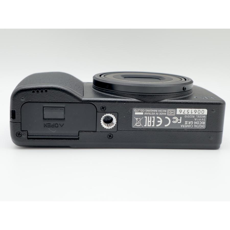 リコー RICOH GR III |  | 05