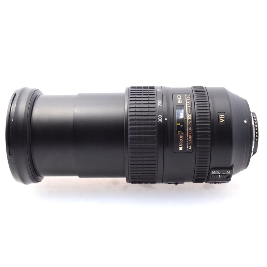 ニコン Nikon AF-S NIKKOR 28-300mm f/3.5-5.6G ED VR |  | 04