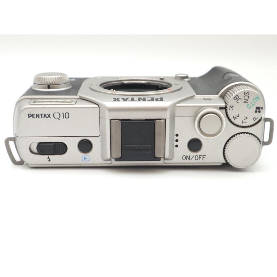 ペンタックス PENTAX ミラーレス一眼 Q10 ボディ シルバー |  | 04